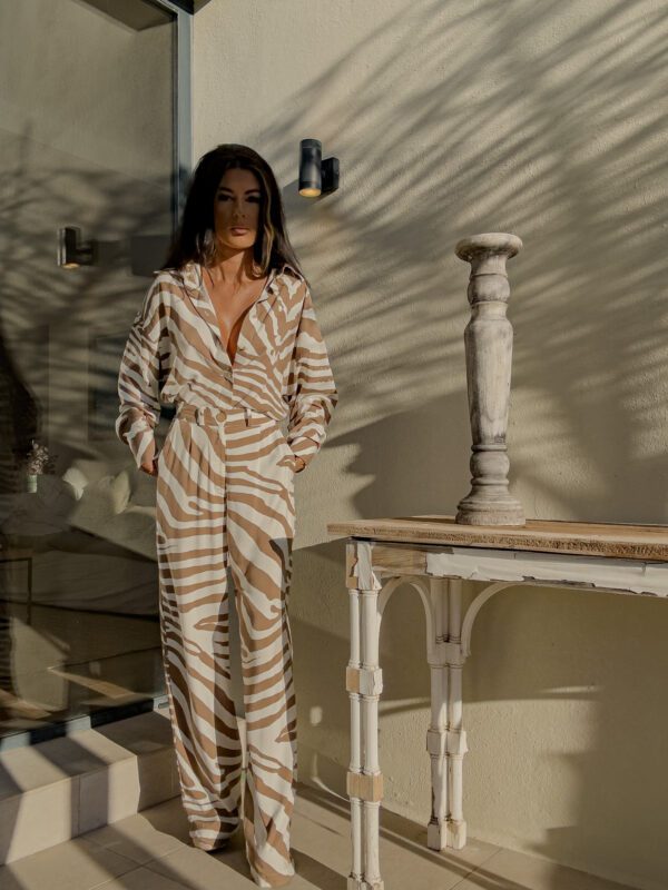 Koszula OVER AUTUMN print zebra - beżowo-ecru - obrazek 6