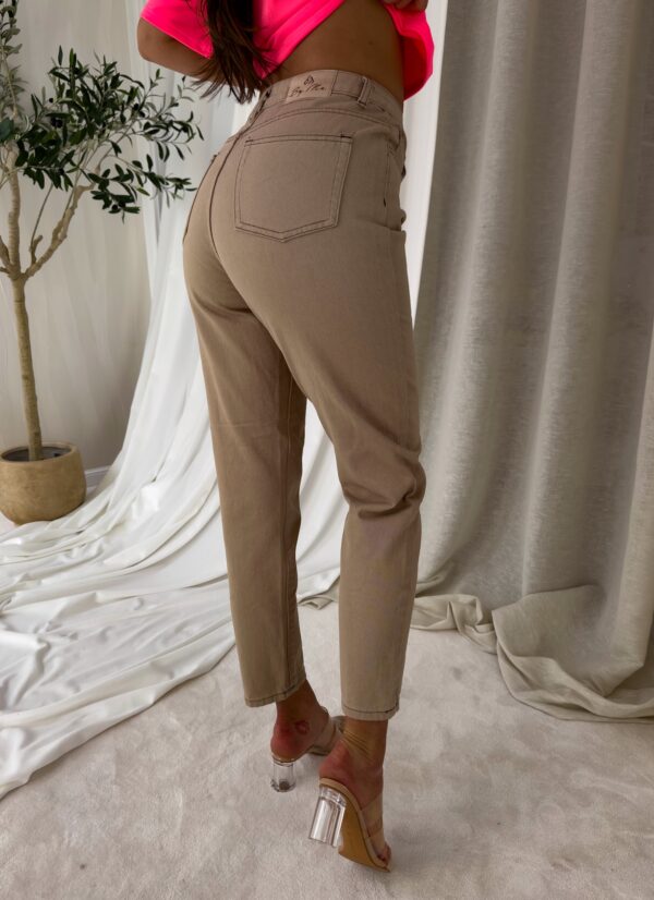 Jeansy MOM FIT – ciemny beż - obrazek 12