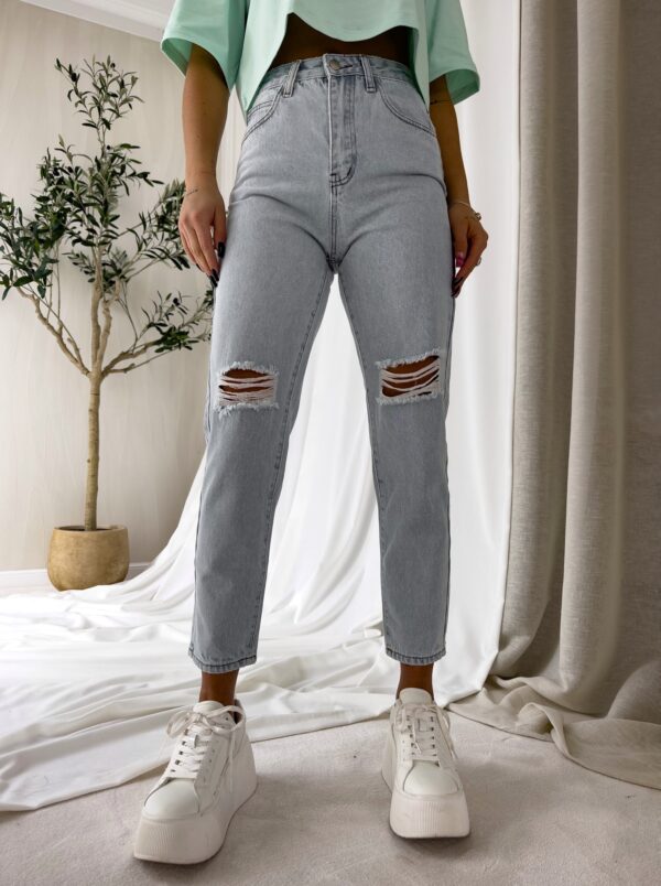 Jeansy MOM FIT HOLES – jeansowe - obrazek 10