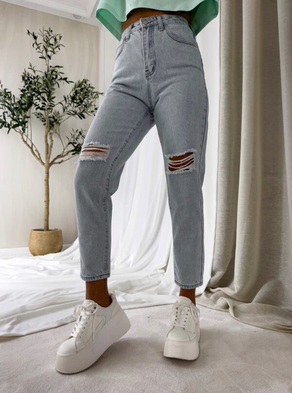 Jeansy MOM FIT HOLES – jeansowe - obrazek 4