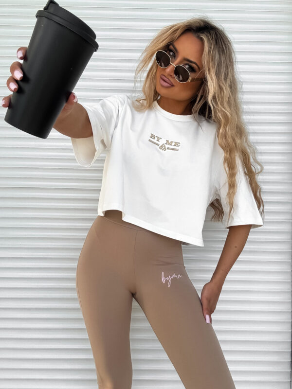 T-shirt pudełkowy BOSSY - ecru - obrazek 5