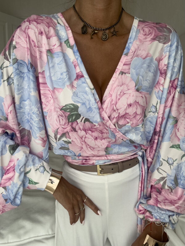 Bluzka KAIRA print piwonia – lila - obrazek 3