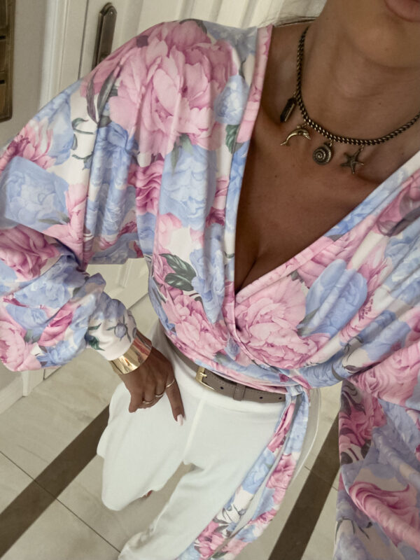 Bluzka KAIRA print piwonia – lila - obrazek 6