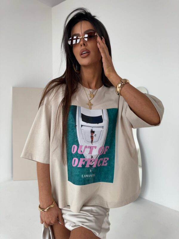 Tshirt OUT beż - obrazek 2